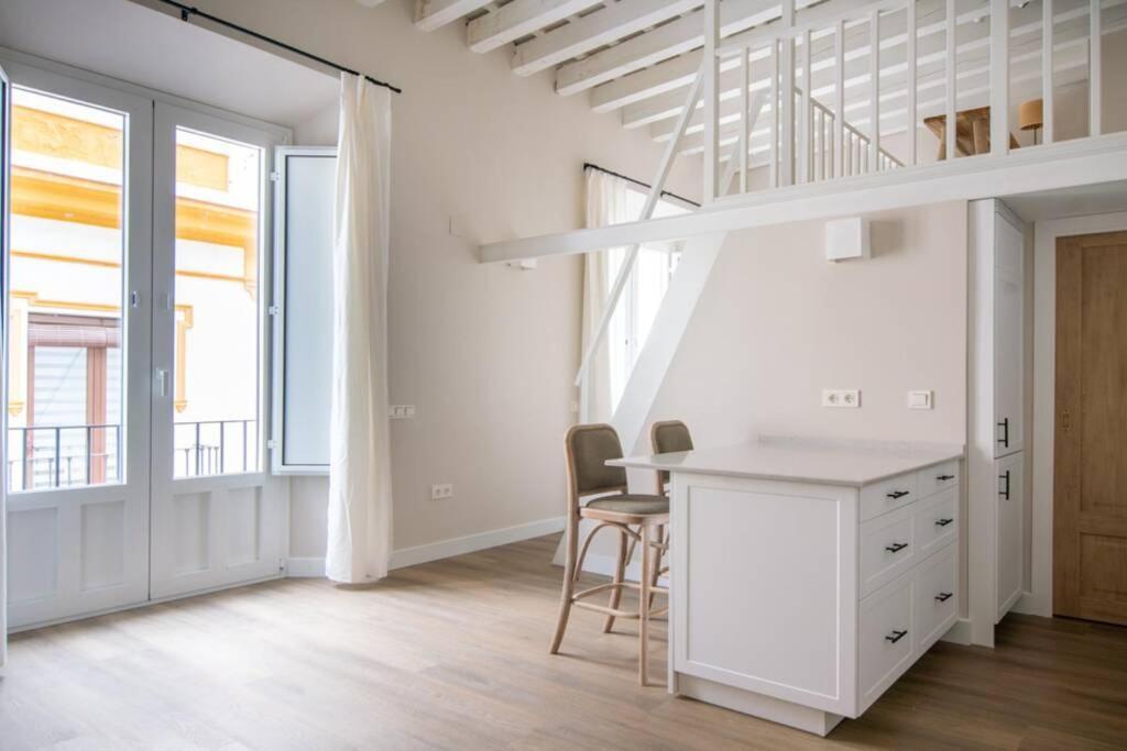 G12 Trendy And Comfy Bright Loft Meters From Bullring And Trianas Bridge, Galera Street Apartment Seville Luaran gambar