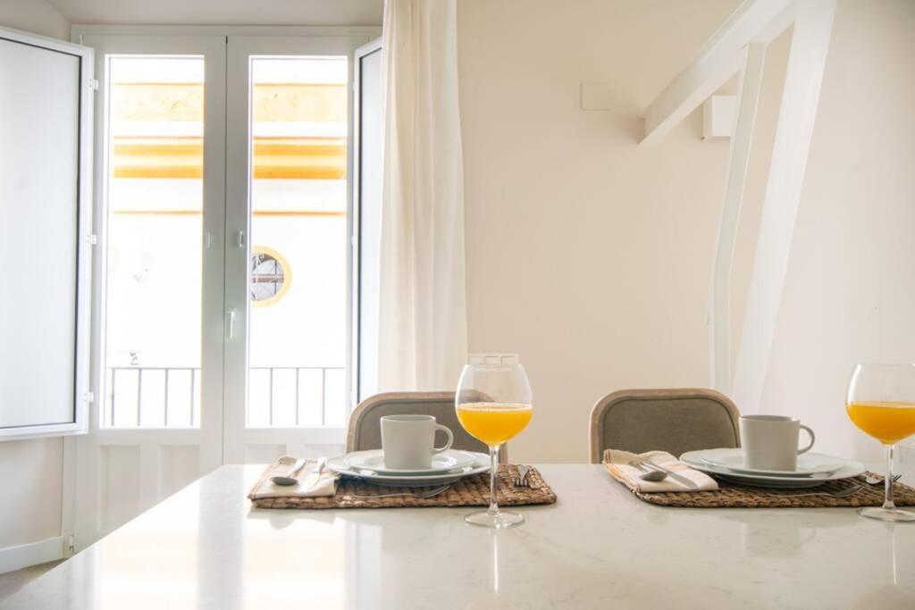 G12 Trendy And Comfy Bright Loft Meters From Bullring And Trianas Bridge, Galera Street Apartment Seville Luaran gambar