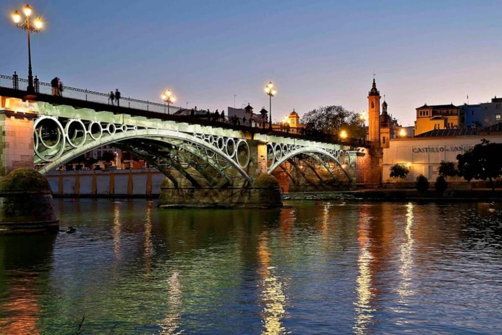 G12 Trendy And Comfy Bright Loft Meters From Bullring And Trianas Bridge, Galera Street Apartment Seville Luaran gambar